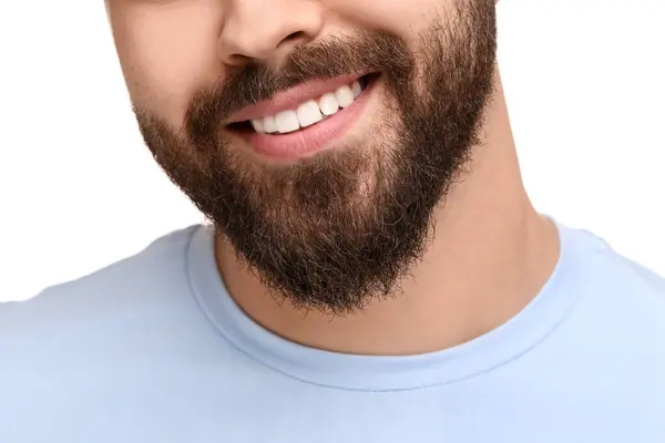 Άνθρωπος Καθαρά Δόντια Χαμογελά Λευκό Φόντο Closeup — Φωτογραφία Αρχείου