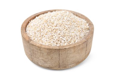 Beyaz kasede kuru arpa homurdanır.