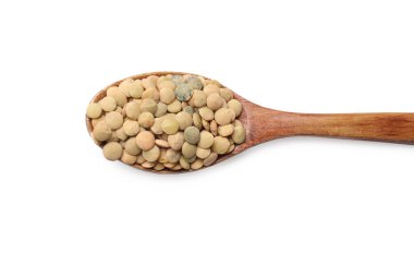 Çiğ mercimeği olan kaşık beyaz, üst manzara