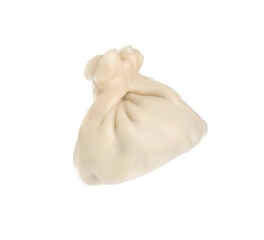 Beyaz üzerine izole edilmiş lezzetli bir khinkali (hamur tatlısı). Gürcistan mutfağı