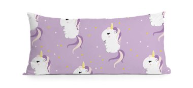 Beyaz üzerine izole edilmiş şirin tek boynuzlu at desenli yumuşak yastık.