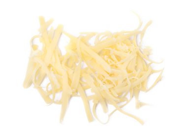 Lezzetli rendelenmiş peynir yığını beyaza izole edilmiş, üst manzara