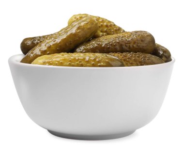 Beyaz tenceredeki lezzetli salatalık turşusu.