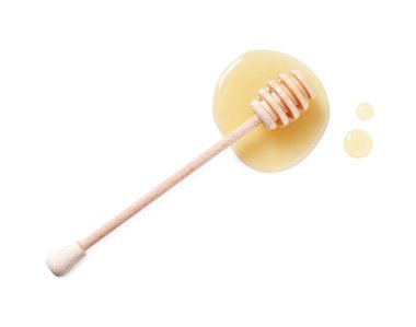 Beyaz arka planda lezzetli doğal bal ve balık, üst manzara.