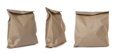 Kraft kağıt torbaları beyaz üzerine izole, set