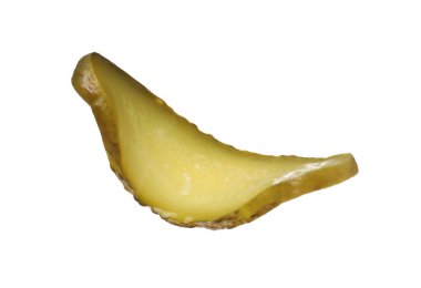 Beyaz izole turşusu salatalık dilim