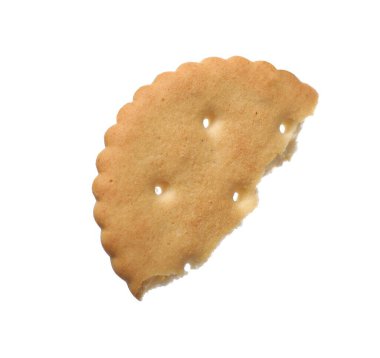 Lezzetli kraker parçası beyazda izole edilmiş.