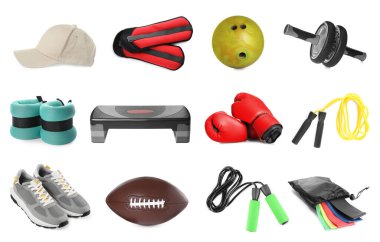 Toplar ve diğer spor ekipmanları beyaz ve set üzerinde izole