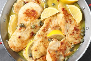 Limonlu tavuk piccata, en güzel manzara.