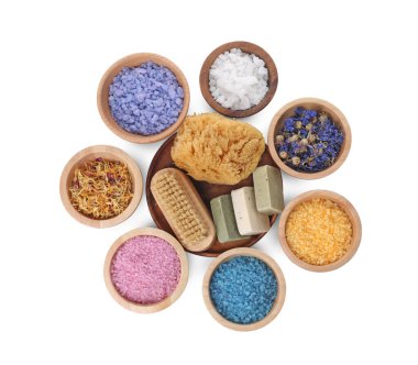 Beyaz, üst görünümde izole edilmiş spa ürünleri ile bileşim