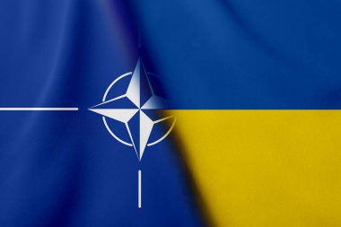 Ukrayna ve Kuzey Atlantik Antlaşma Örgütü Bayrakları