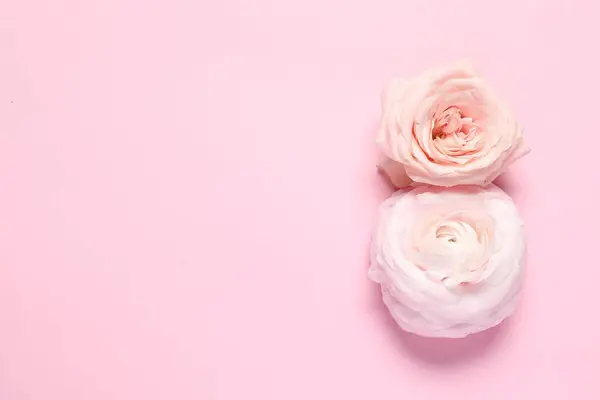 Μαρτίου Σχεδιασμός Ευχετήριας Κάρτας Όμορφα Λουλούδια Ροζ Φόντο Κορυφαία Άποψη — Φωτογραφία Αρχείου