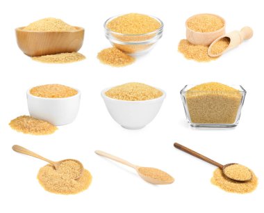 Granüle kahverengi şeker beyaz üzerine izole, set