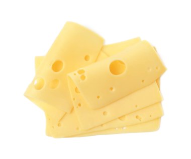 Lezzetli taze peynir dilimleri beyaza izole edilmiş, üst manzara