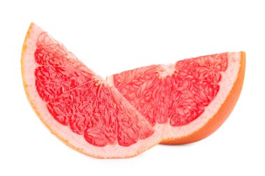 Olgun greyfurt, beyaza izole edilmiş. Citrus meyvesi.