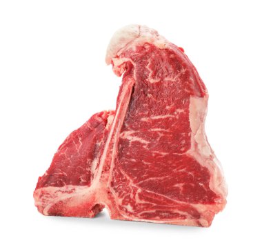 Çiğ et bifteği beyaza izole edilmiş.