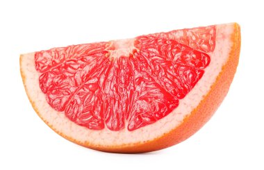 Olgun greyfurt, beyaza izole edilmiş. Citrus meyvesi.