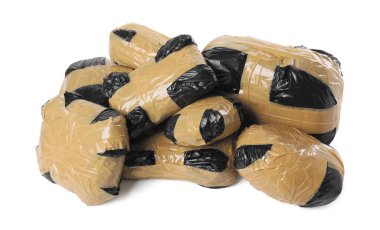 Uyuşturuculu paketler beyaza izole edilmiş. Uyuşturucu bağımlılığı