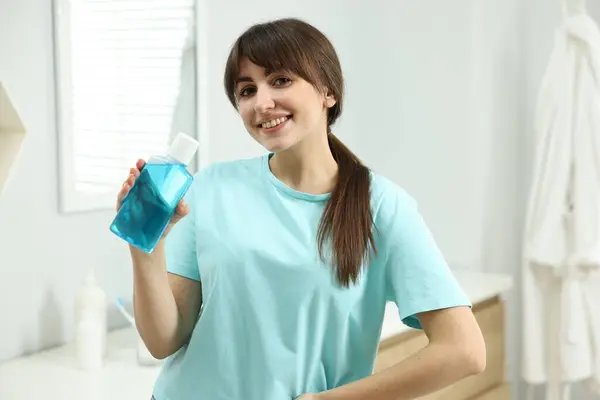 Young Woman Mouthwash Bathroom Oral Hygiene — Stock Photo, Image