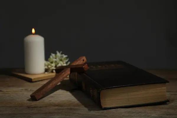 Church Candle Flowers Cross Bible Wooden Table — Stock Photo, Image