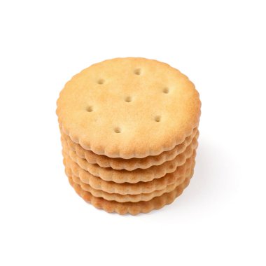 Beyazlar üzerinde izole edilmiş lezzetli gevrek krakerler.