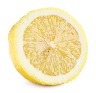 Limonun yarısı beyaza izole edilmiş. Citrus meyvesi.