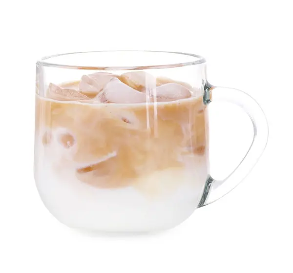 白で隔離された新鮮なアイスコーヒーのカップ — ストック写真