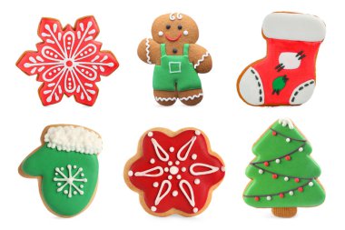 Farklı lezzetli Noel kurabiyeleri, beyaza izole edilmiş, üst manzara