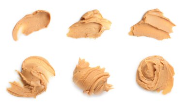 Lezzetli fındık ezmesi beyazda izole, üst manzara