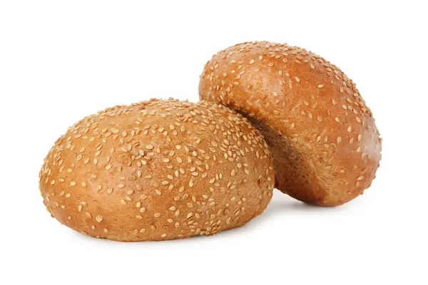 Twee Verse Hamburgerbroodjes Met Sesamzaad Geïsoleerd Wit — Stockfoto