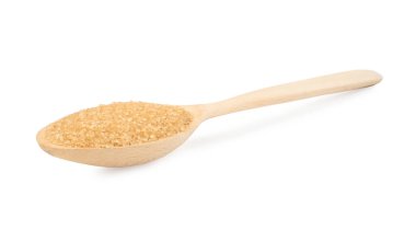Kahverengi şekerli ahşap kaşık beyaz üzerine izole