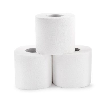 Yumuşak tuvalet kağıtları beyaza izole edilmiş.