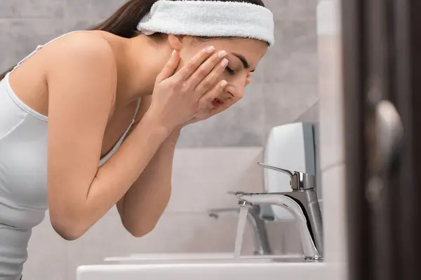 Young Woman Headband Washing Her Face Bathroom — Stock Photo, Image