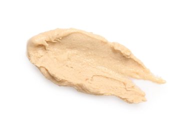 Lezzetli fındık ezmesinin kokusu beyaza izole edilmiş, üst manzara