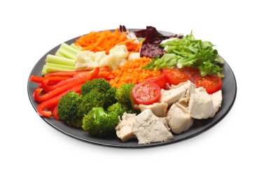 Dengeli beslenme ve sağlıklı yiyecekler. Beyaz üzerine izole edilmiş farklı lezzetli ürünler içeren tabaklar.