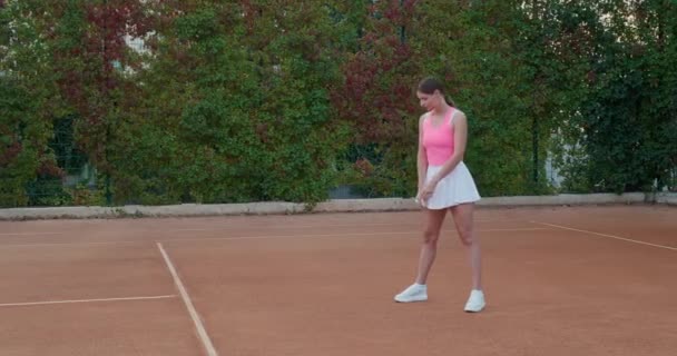 Beautiful Woman Stylish Sportswear Warming Game Tennis Court — Stock Video