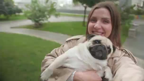 Attractive Woman Her Cute Pug Taking Selfie Video Street View — Stock Video