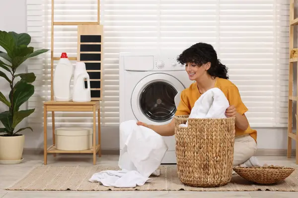 Happy Woman Laundry Washing Machine Indoors — Stock Photo, Image