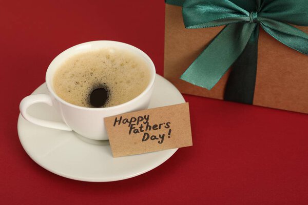 Feliz Día Del Padre Taza Café Tarjeta Con Saludos Caja — Foto de Stock