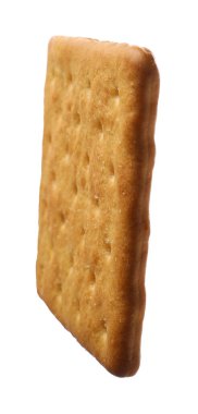 Lezzetli kuru kare kraker beyazda izole edilmiş.