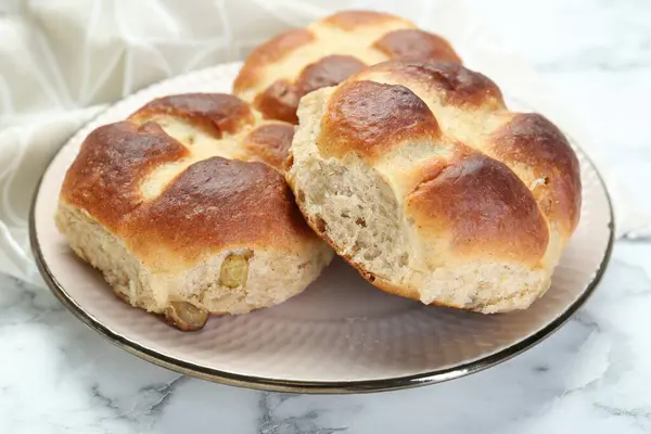ขนมป งกรอบร อนบนโต อนส ขาว — ภาพถ่ายสต็อก