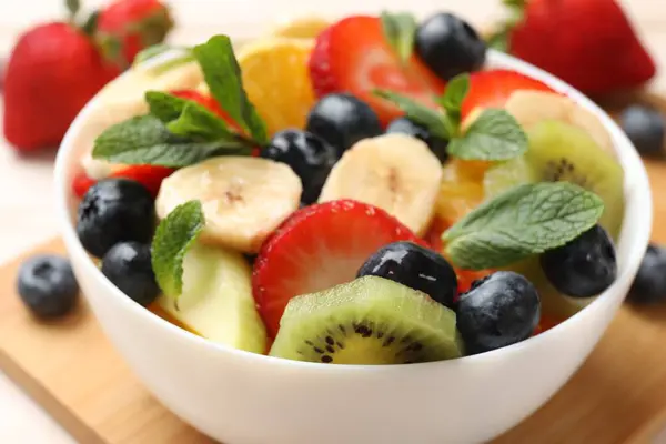Tasty Fruit Salad Bowl Table Closeup — Stock Photo, Image