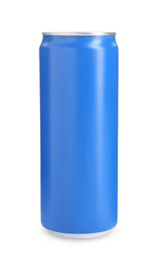 Mavi alüminyumdaki enerji içeceği beyaza izole edilebilir