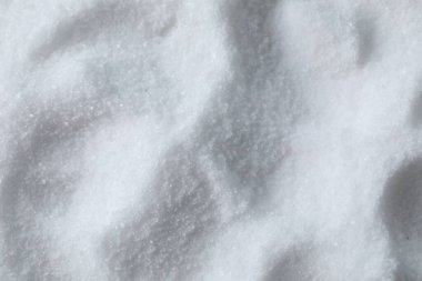 Arka plan olarak organik beyaz deniz tuzu, yakın plan