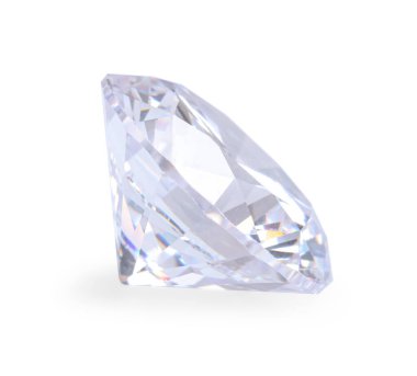 Güzel, parlak bir elmas beyazda izole edilmiş.