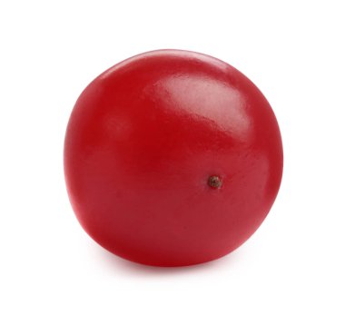 Taze olgun bir kızılcık beyaza izole edilmiş.