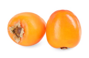 Lezzetli sulu hurmalar, beyaza izole edilmiş.