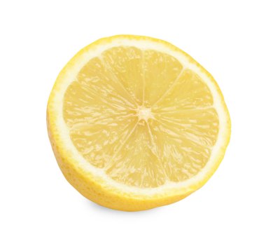 Citrus meyvesi. Taze limonun yarısı beyaza izole edilmiş.