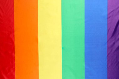 Arka plan olarak Gökkuşağı LGBT bayrağı, üst görünüm