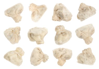 Lezzetli khinkali (hamur tatlısı) beyaz, sabitlenmiş